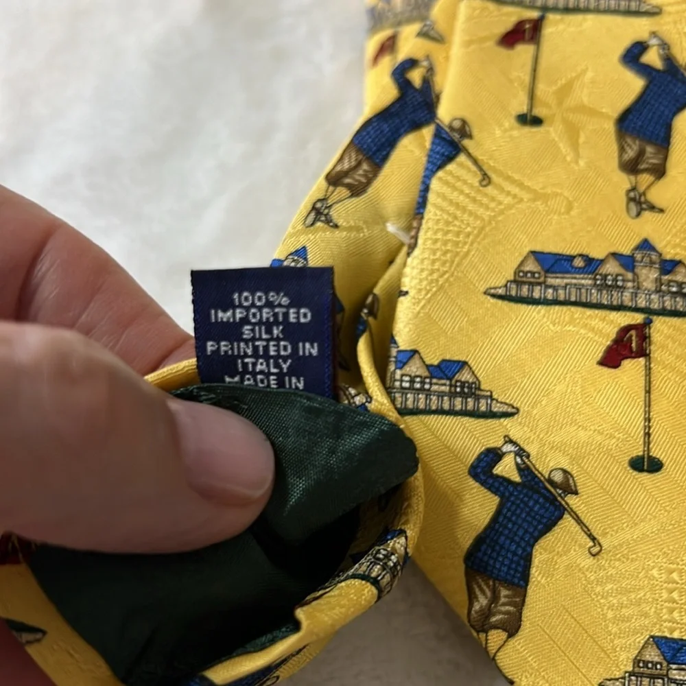 Tommy Hilfiger Yellow Silk Golf Necktie Tie 60” Long 4” Wide